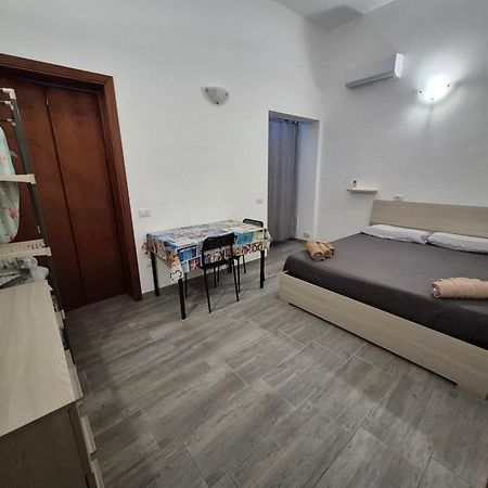Casa Vacanza Monoboito 夸尔图-圣埃莱娜 外观 照片