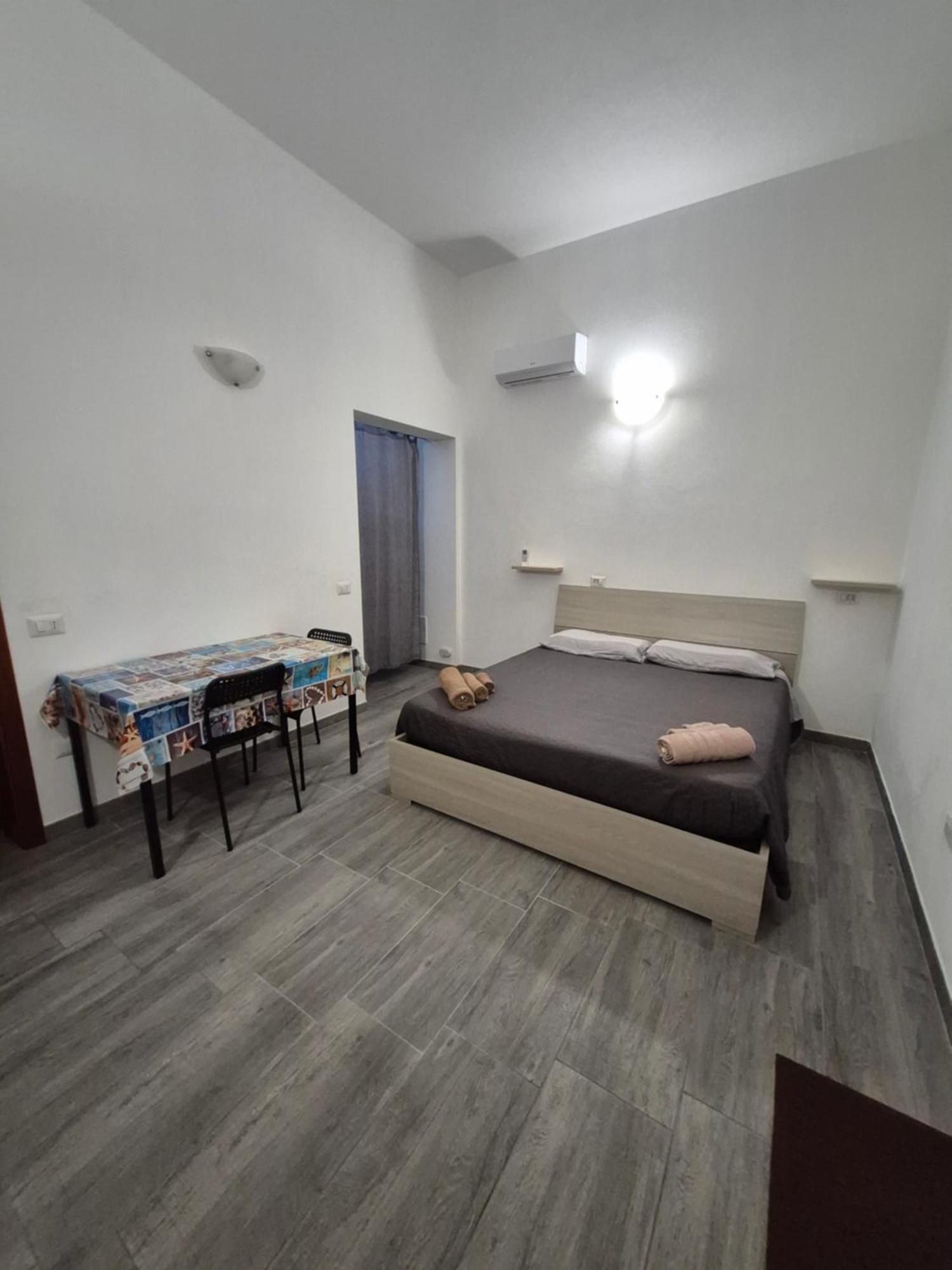 Casa Vacanza Monoboito 夸尔图-圣埃莱娜 外观 照片